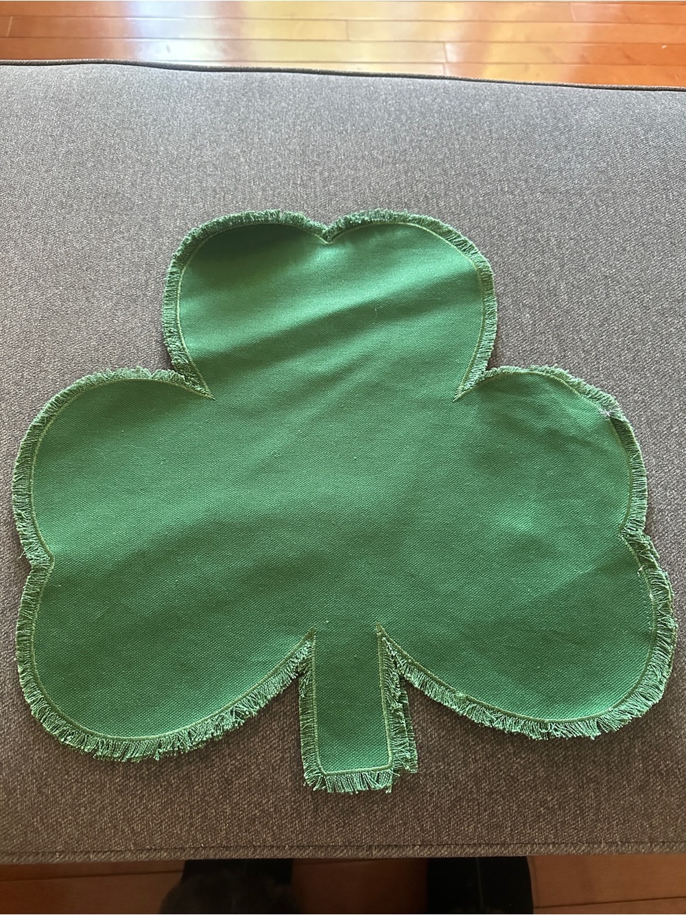 Green Shamrock Placemats (Qty: 2)